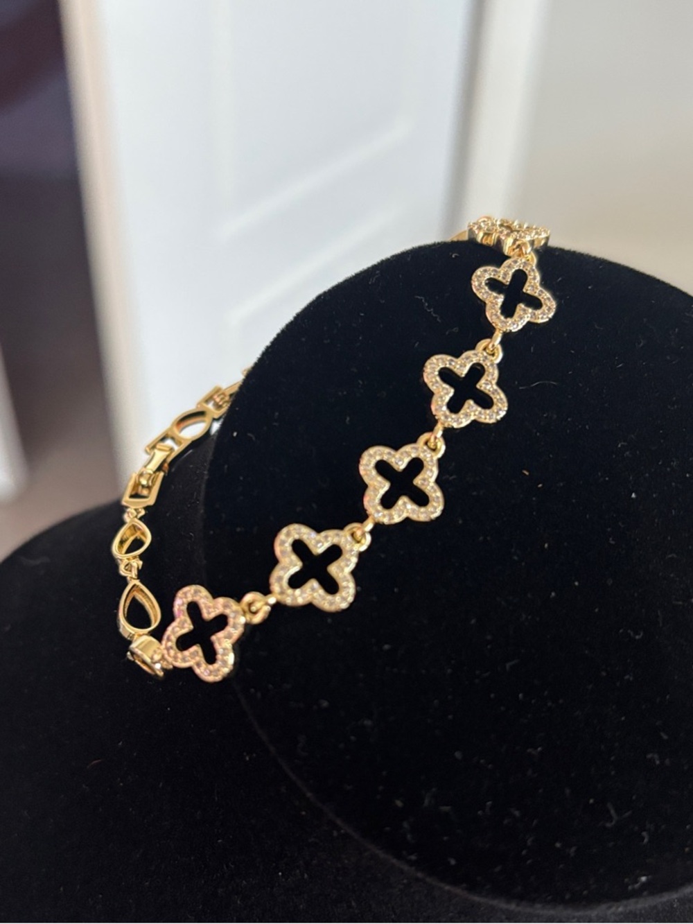 Gold Clover Link Bracelet